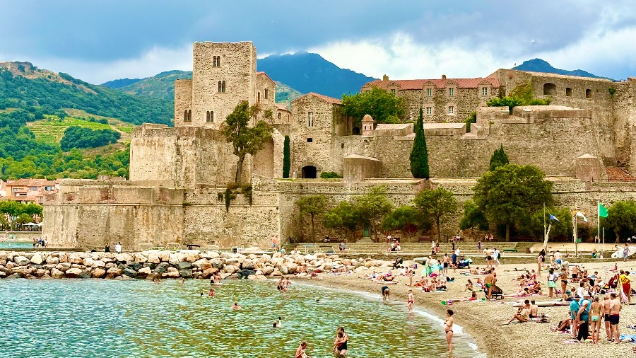 Arcos Journeys Abroad: French Language & Culture