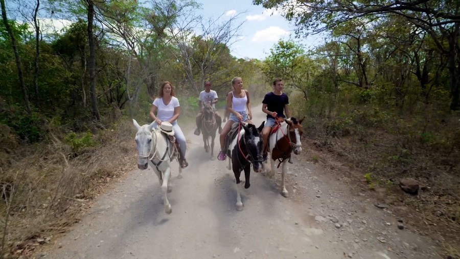 EF Language Year Abroad – Tamarindo, Costa Rica