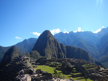 Global Leadership Adventures –  Ghana: Children of Africa