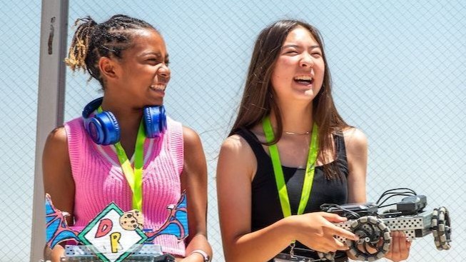 iD Tech Academies in the Bay Area | BattleBots^A(R), Coding & More