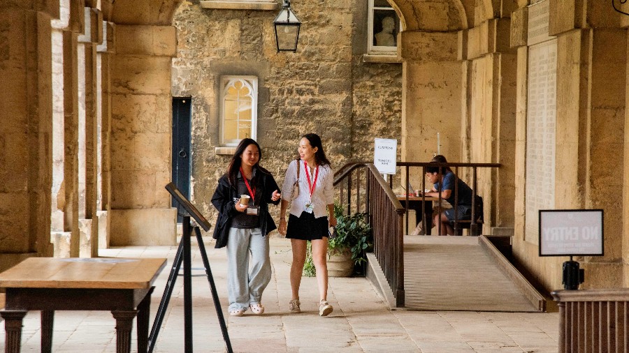 International Summer School for Teens | ISSFT Oxford & St Andrews