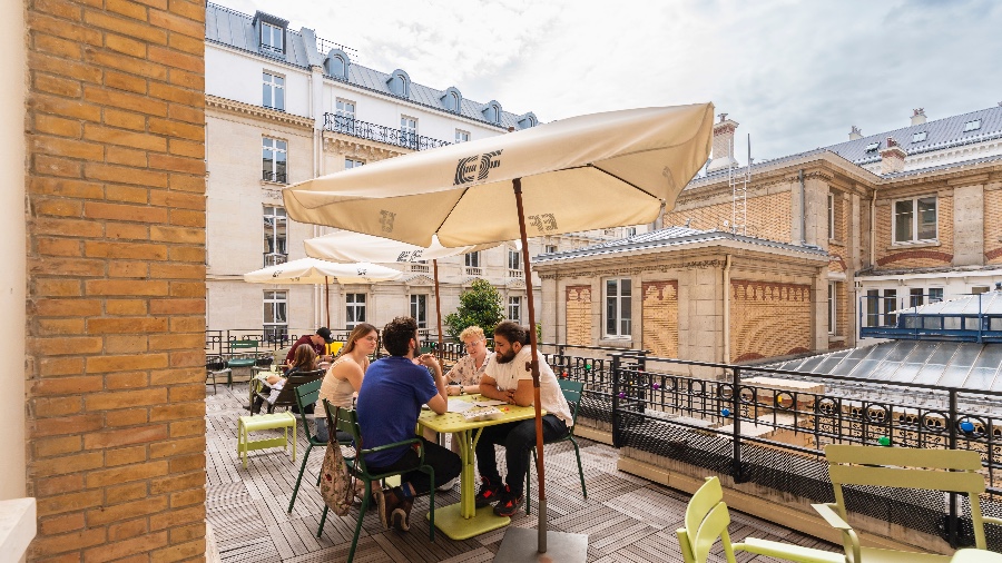 EF Language Abroad – Paris, France