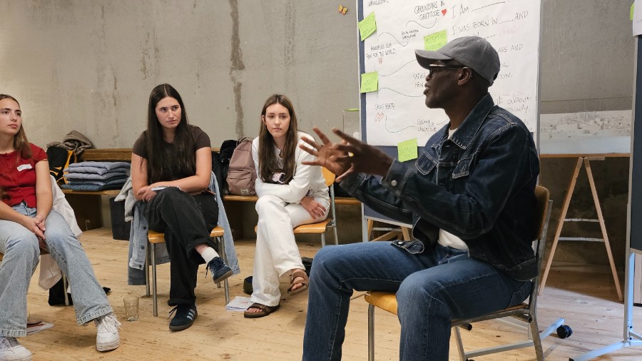 Make The Change:  Gaia Changemakers Program