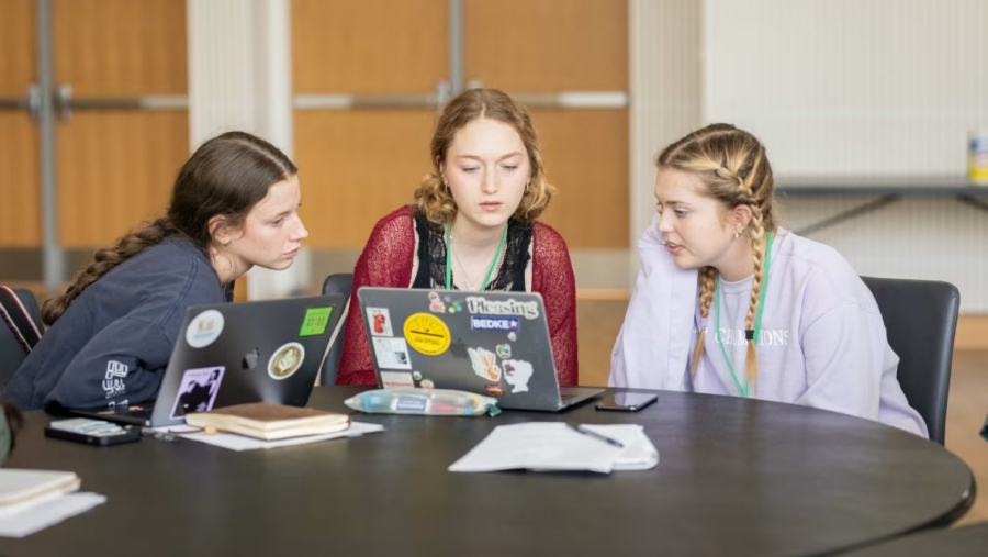 Sarah Lawrence Summer Precollege Programs