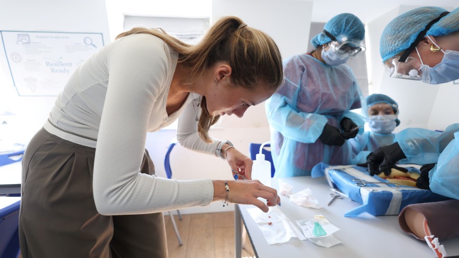 Study Mind: International Medicine Career Camp