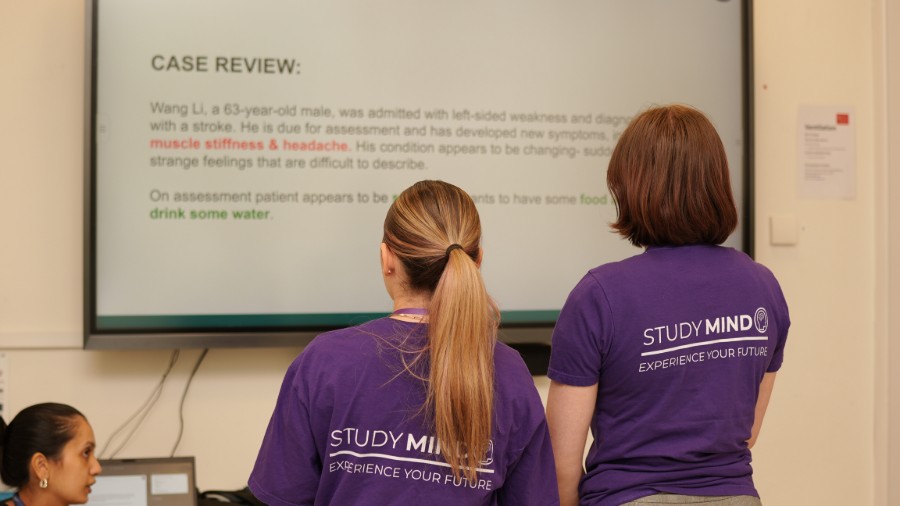 Study Mind: International Medicine Career Camp