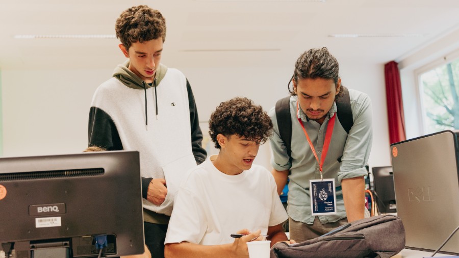 Summer Camp at Constructor University